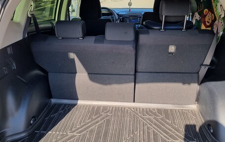 Toyota RAV4, 2016 год, 2 950 000 рублей, 19 фотография