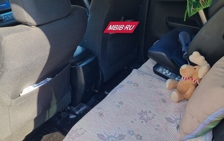 Toyota RAV4, 2016 год, 2 950 000 рублей, 18 фотография