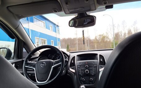Opel Astra J, 2010 год, 730 000 рублей, 2 фотография