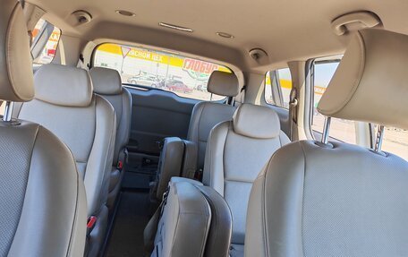 KIA Carnival III, 2016 год, 2 200 000 рублей, 9 фотография