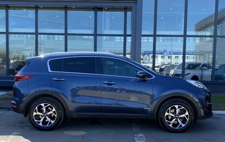 KIA Sportage IV рестайлинг, 2019 год, 2 399 000 рублей, 4 фотография