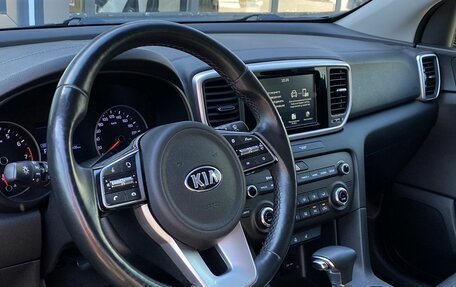 KIA Sportage IV рестайлинг, 2019 год, 2 399 000 рублей, 13 фотография