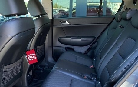 KIA Sportage IV рестайлинг, 2019 год, 2 399 000 рублей, 25 фотография
