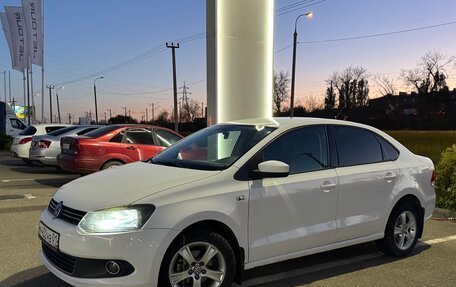 Volkswagen Polo VI (EU Market), 2011 год, 880 000 рублей, 3 фотография