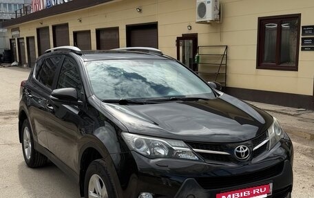 Toyota RAV4, 2014 год, 2 600 000 рублей, 3 фотография