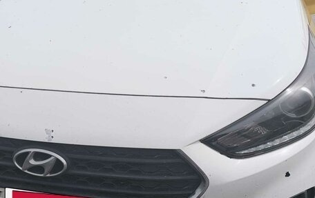 Hyundai Solaris II рестайлинг, 2018 год, 3 фотография