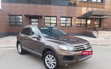 Volkswagen Touareg III, 2011 год, 2 499 000 рублей, 3 фотография