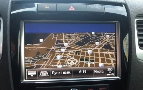Volkswagen Touareg III, 2011 год, 2 499 000 рублей, 9 фотография
