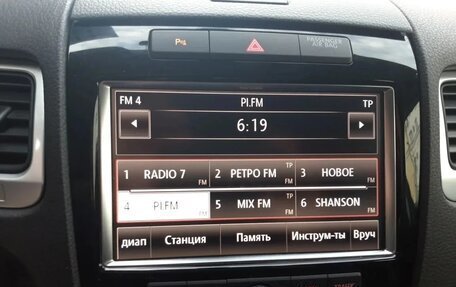 Volkswagen Touareg III, 2011 год, 2 499 000 рублей, 13 фотография