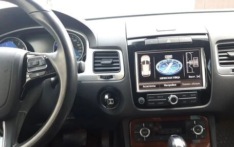 Volkswagen Touareg III, 2011 год, 2 499 000 рублей, 27 фотография