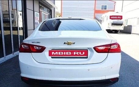 Chevrolet Malibu IX, 2022 год, 1 350 000 рублей, 4 фотография