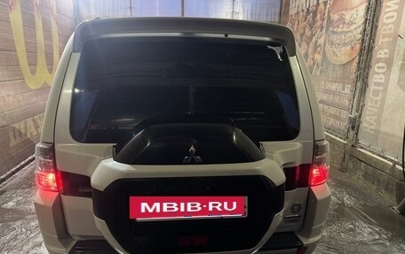 Mitsubishi Pajero IV, 2018 год, 2 950 000 рублей, 5 фотография