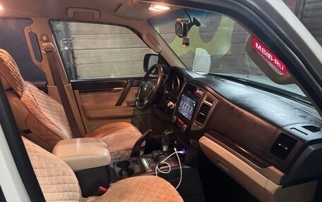 Mitsubishi Pajero IV, 2018 год, 2 950 000 рублей, 4 фотография