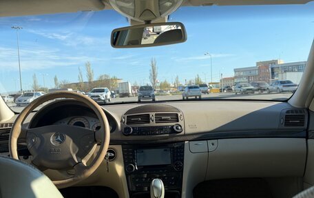 Mercedes-Benz E-Класс, 2003 год, 750 000 рублей, 11 фотография