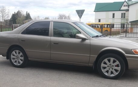 Toyota Camry, 1999 год, 640 000 рублей, 6 фотография