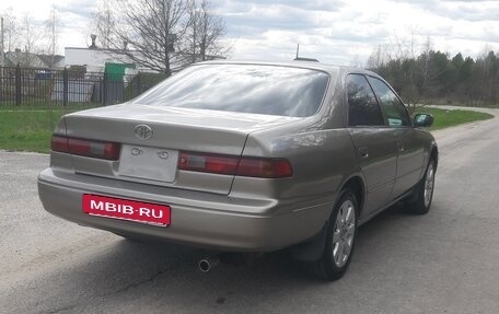 Toyota Camry, 1999 год, 640 000 рублей, 4 фотография