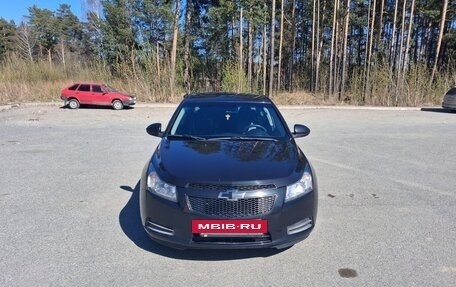 Chevrolet Cruze II, 2012 год, 620 000 рублей, 6 фотография