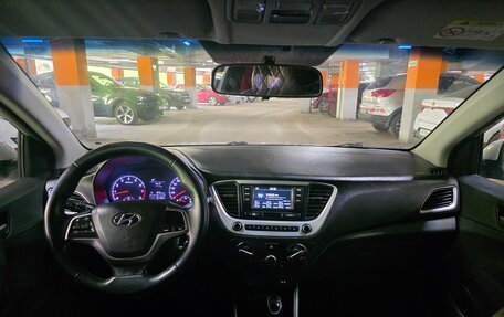 Hyundai Solaris II рестайлинг, 2017 год, 690 000 рублей, 5 фотография