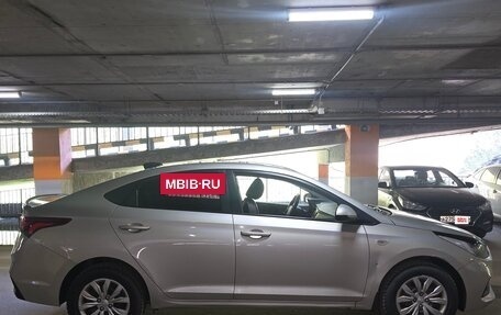 Hyundai Solaris II рестайлинг, 2017 год, 690 000 рублей, 2 фотография