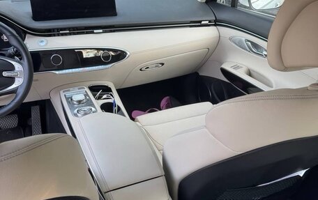 Genesis GV70, 2022 год, 5 500 000 рублей, 4 фотография