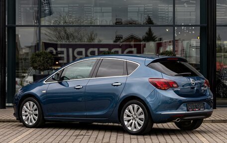 Opel Astra J, 2013 год, 995 000 рублей, 4 фотография
