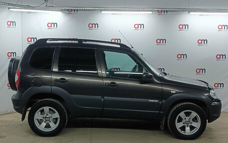 Chevrolet Niva I рестайлинг, 2016 год, 749 000 рублей, 8 фотография