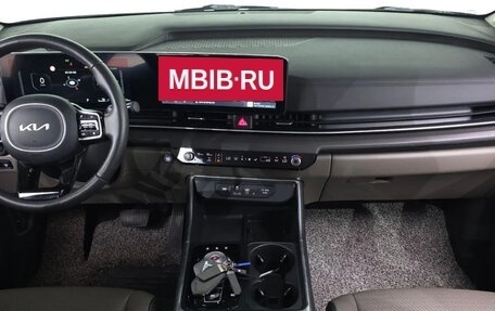 KIA Carnival, 2024 год, 4 190 202 рублей, 17 фотография
