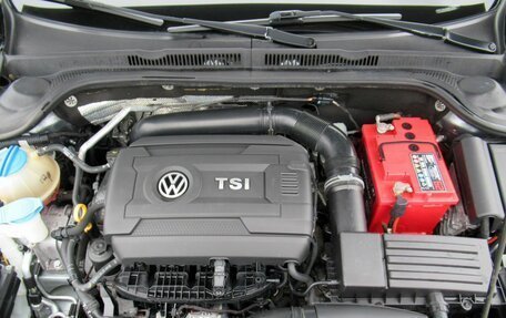 Volkswagen Jetta VI, 2016 год, 1 370 000 рублей, 10 фотография