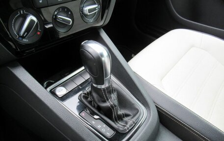 Volkswagen Jetta VI, 2016 год, 1 370 000 рублей, 15 фотография