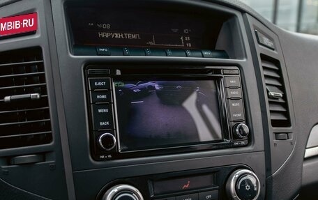 Mitsubishi Pajero IV, 2013 год, 1 895 000 рублей, 14 фотография