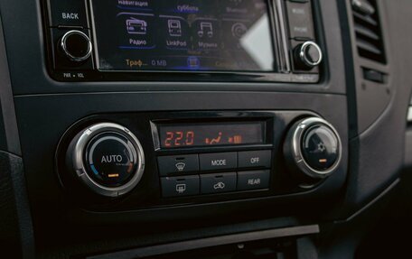 Mitsubishi Pajero IV, 2013 год, 1 895 000 рублей, 15 фотография