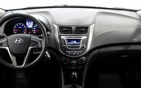 Hyundai Solaris II рестайлинг, 2014 год, 950 000 рублей, 8 фотография