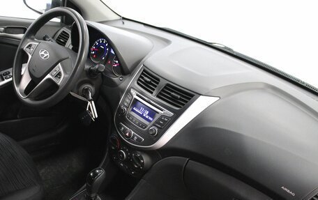 Hyundai Solaris II рестайлинг, 2014 год, 950 000 рублей, 7 фотография