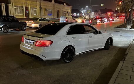 Mercedes-Benz E-Класс, 2015 год, 1 980 000 рублей, 2 фотография
