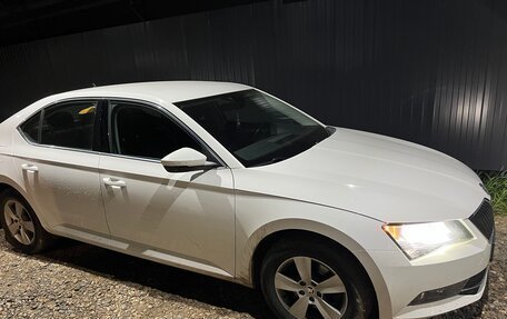 Skoda Superb III рестайлинг, 2018 год, 1 950 000 рублей, 7 фотография
