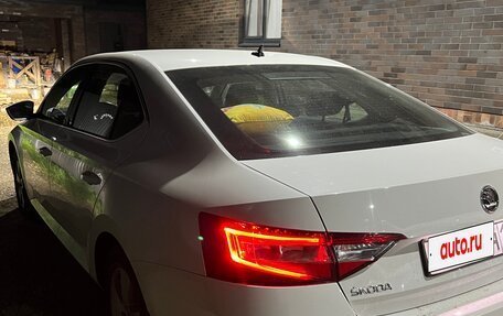 Skoda Superb III рестайлинг, 2018 год, 1 950 000 рублей, 9 фотография