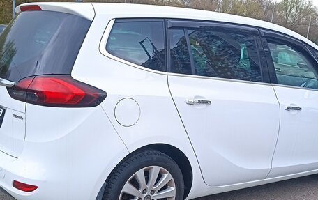 Opel Zafira C рестайлинг, 2013 год, 1 450 000 рублей, 6 фотография