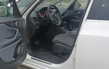 Opel Zafira C рестайлинг, 2013 год, 1 450 000 рублей, 2 фотография