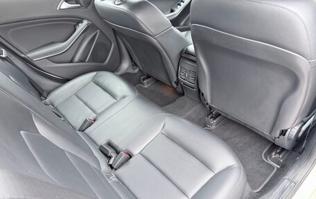 Mercedes-Benz GLA, 2014 год, 1 750 000 рублей, 11 фотография