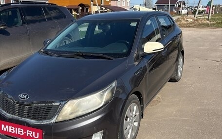 KIA Rio III рестайлинг, 2013 год, 740 000 рублей, 2 фотография