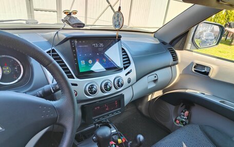 Mitsubishi L200 IV рестайлинг, 2012 год, 1 600 000 рублей, 13 фотография