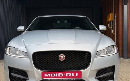 Jaguar XF II, 2016 год, 2 500 000 рублей, 4 фотография