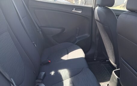 Hyundai Solaris II рестайлинг, 2016 год, 850 000 рублей, 10 фотография