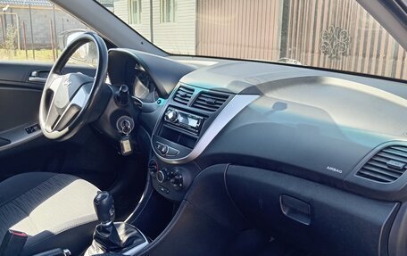 Hyundai Solaris II рестайлинг, 2016 год, 850 000 рублей, 8 фотография