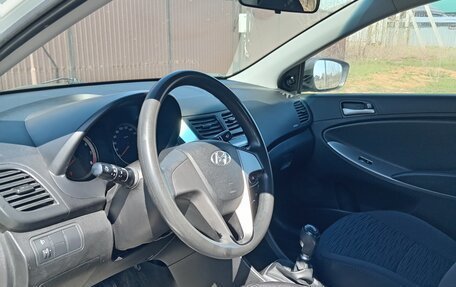 Hyundai Solaris II рестайлинг, 2016 год, 850 000 рублей, 7 фотография