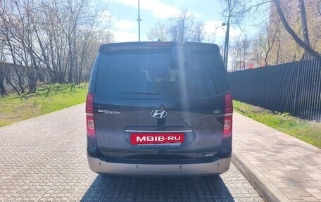 Hyundai Grand Starex Grand Starex I рестайлинг 2, 2020 год, 4 200 000 рублей, 4 фотография