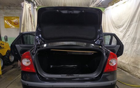 Ford Focus II рестайлинг, 2007 год, 550 000 рублей, 33 фотография