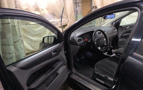 Ford Focus II рестайлинг, 2007 год, 550 000 рублей, 38 фотография