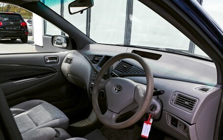 Toyota Prius IV XW50, 2001 год, 329 000 рублей, 12 фотография