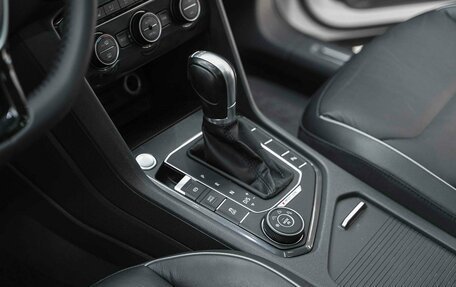 Volkswagen Tiguan II, 2017 год, 2 190 000 рублей, 11 фотография